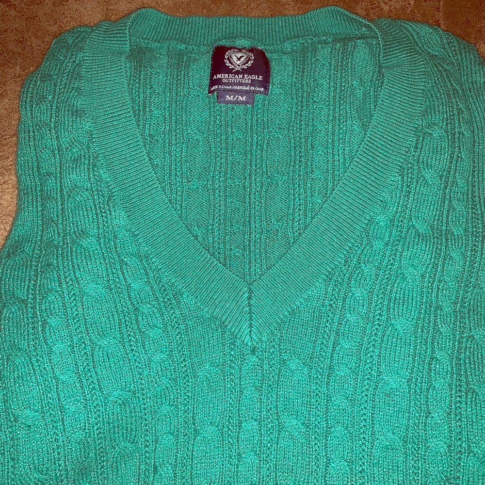 American eagle sweater